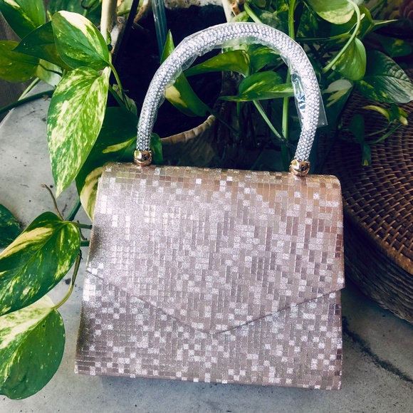 Gold Elegant Evening Bag 🩷 BELOW WHOLESALE JEWELED HANDLE W/CHAIN NWOT - Picture 11 of 11